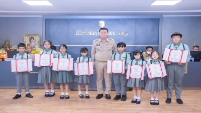 เข้าร่วมการแข่งขันสุนทรพจน์ภาษาอังกฤษในงาน “21st Century Cup Global Youth Cultural Exchange Conference”